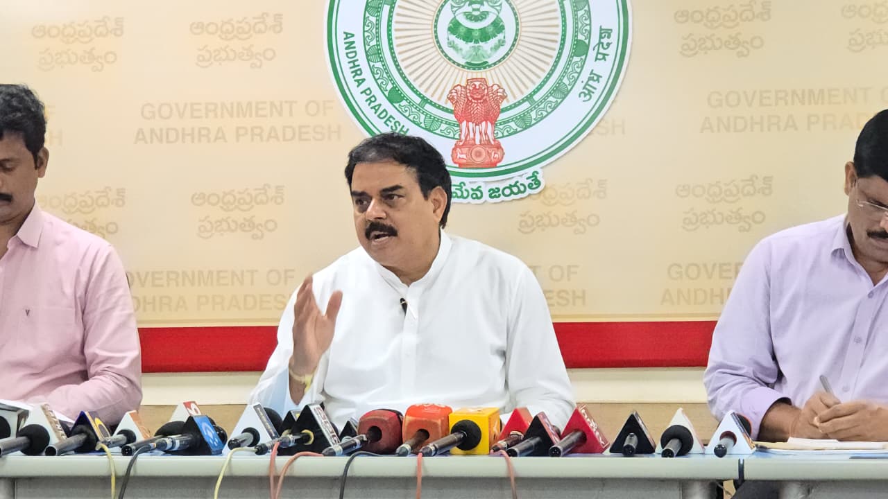 కూటమి ప్రభుత్వములోనే రైతులకు న్యాయం – మంత్రి నాదెండ్ల మనోహర్