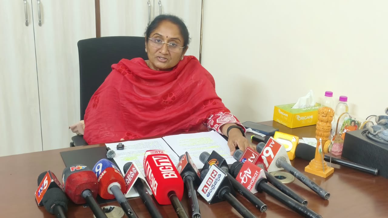 బీసీలకు 34 శాతం రిజర్వేషన్లు అమలు చేసి తీరుతాం